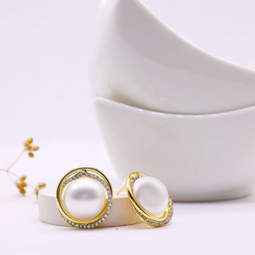 BIG PEARL STUDD EARRING GOLD PLATED WITH AMERICAN DIAMONDS