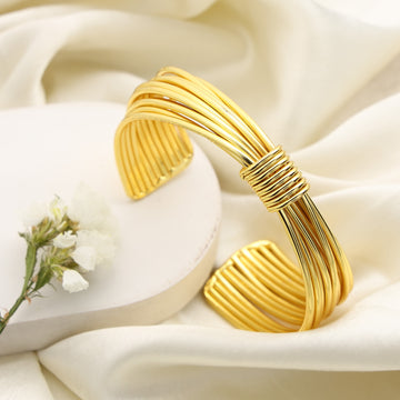 WIRED CUFF BRACELET GOLD PLATED