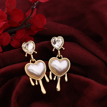 STATEMENT HEART EARRING