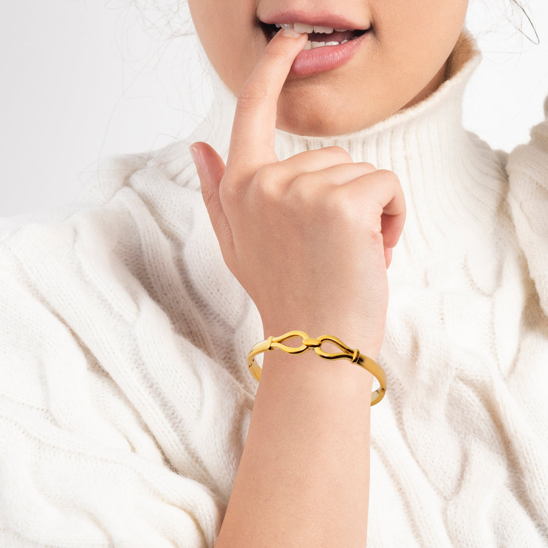 SOLID LOOK GOLD PLATED BRACELET