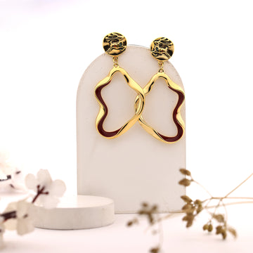 SWIRL SHAPE CARVED EARRINGS GOLD PLATED